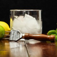 Deluxe 3-Prong Ice Pick with Wooden Handle – 18cm | Bar46 Brand